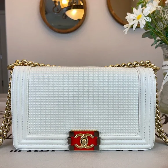 CHANEL Leather Medium Cube Boy Bag Shoulder Bag - Picture 3 of 15